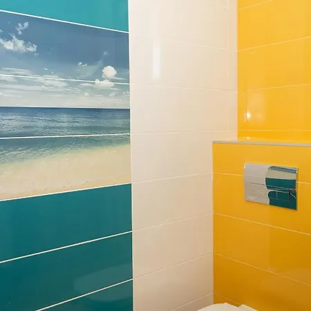~ The Citrus Flat ~ With A Free Parking Spot Apartment *